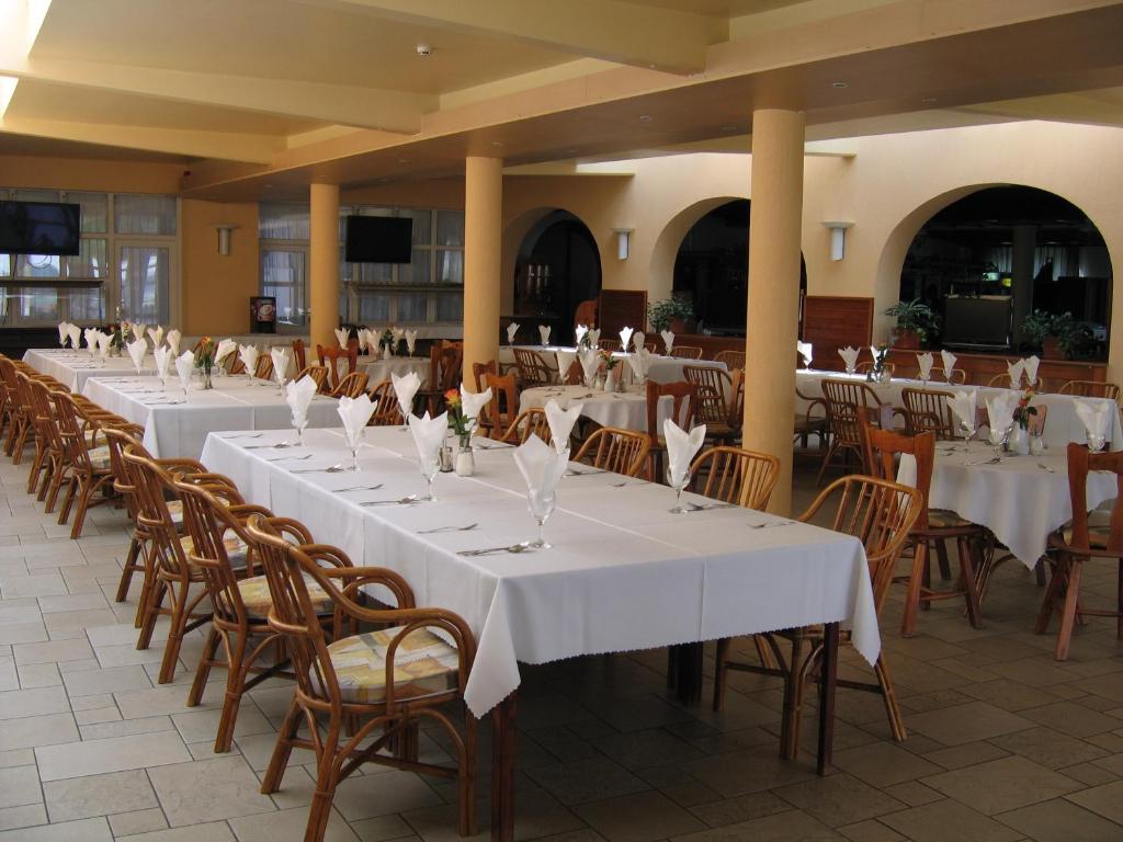 Hotel Juventus Velence Exterior photo